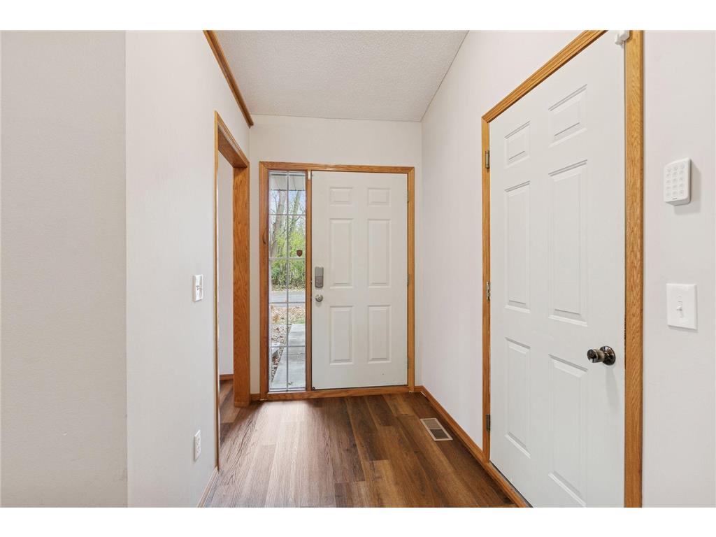 10511 Redwood Street NW Coon Rapids MN 55433 6819257 image3