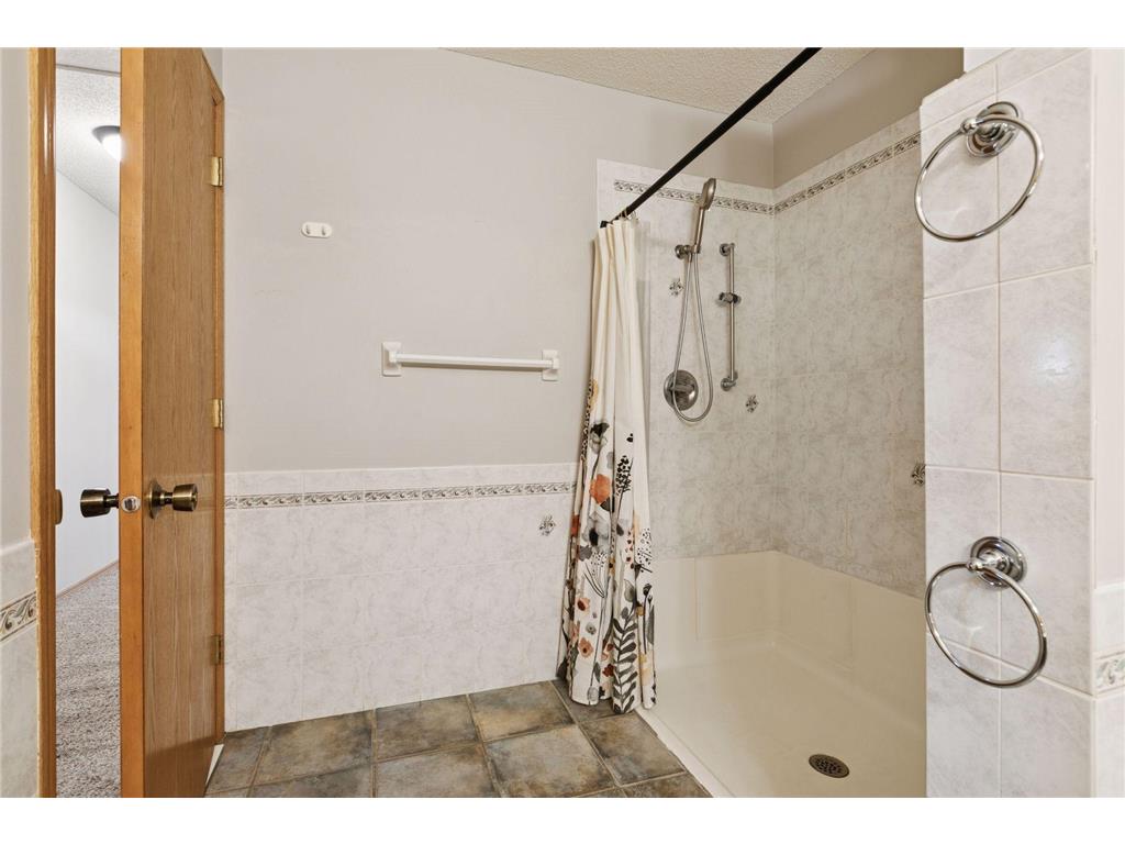 10511 Redwood Street NW Coon Rapids MN 55433 7011481 image13