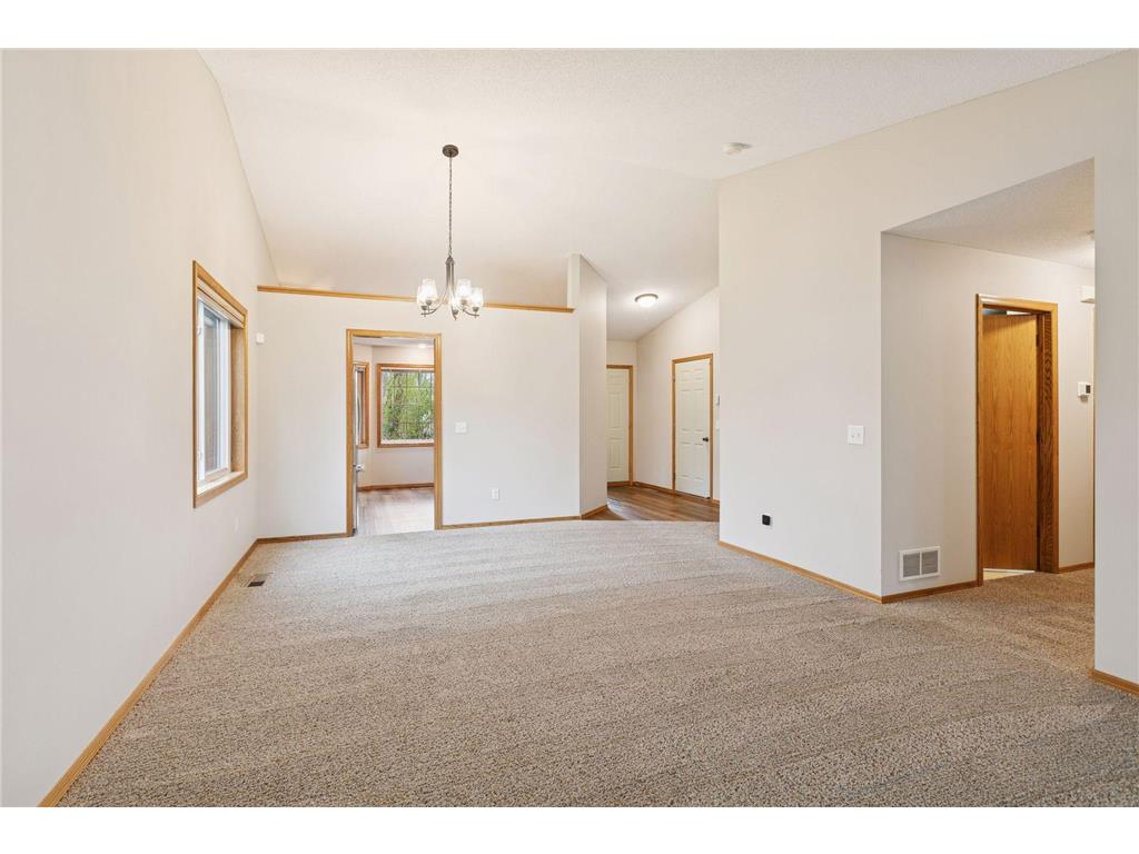 10511 Redwood Street NW Coon Rapids MN 55433 7011481 image9