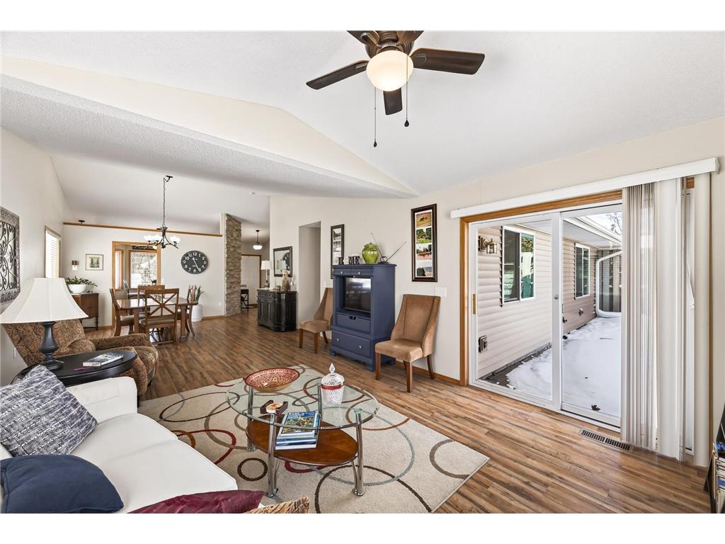 10515 Redwood Street NW Coon Rapids MN 55433 7036043 image12