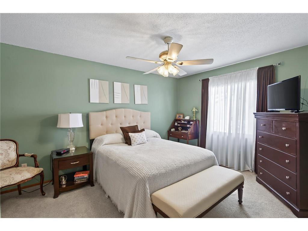 10515 Redwood Street NW Coon Rapids MN 55433 7036043 image13