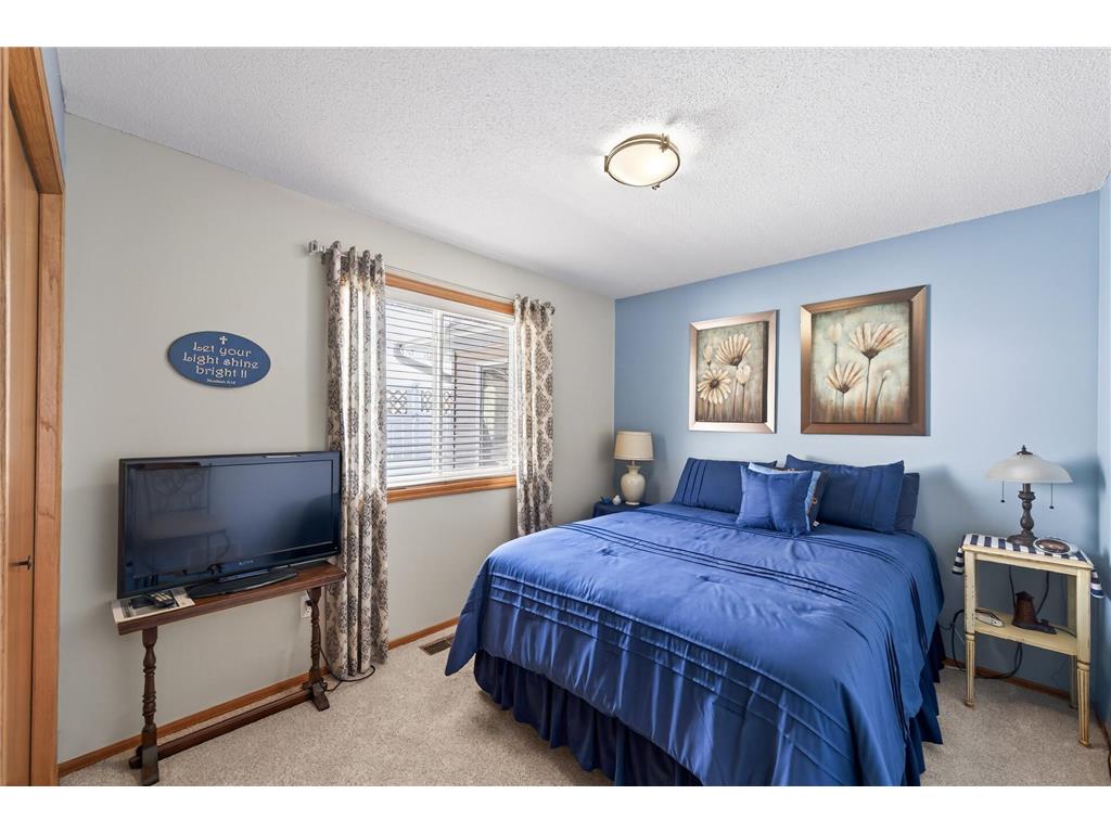 10515 Redwood Street NW Coon Rapids MN 55433 7036043 image15