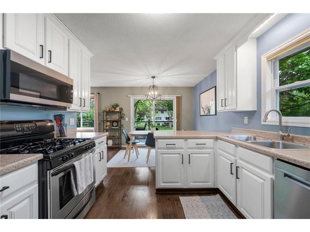 10517 Aquila Avenue S Bloomington MN 55438 6696255 image10