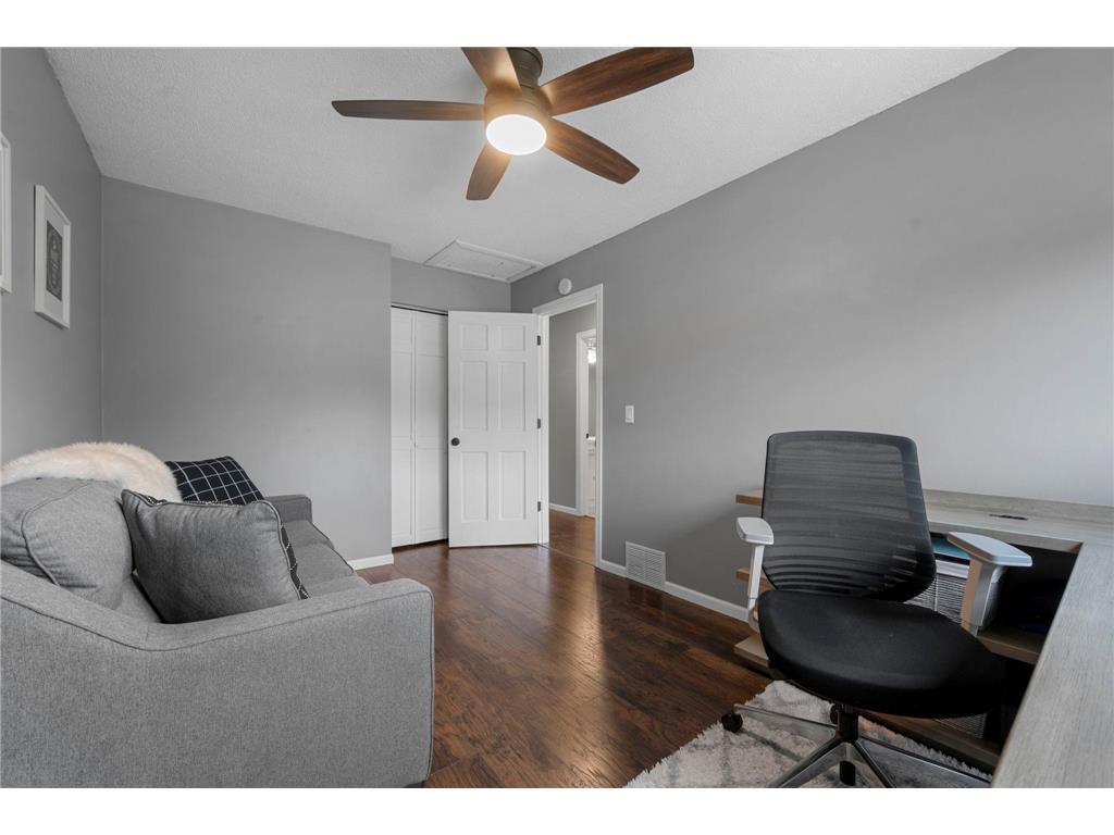 10517 Aquila Avenue S Bloomington MN 55438 6696255 image16