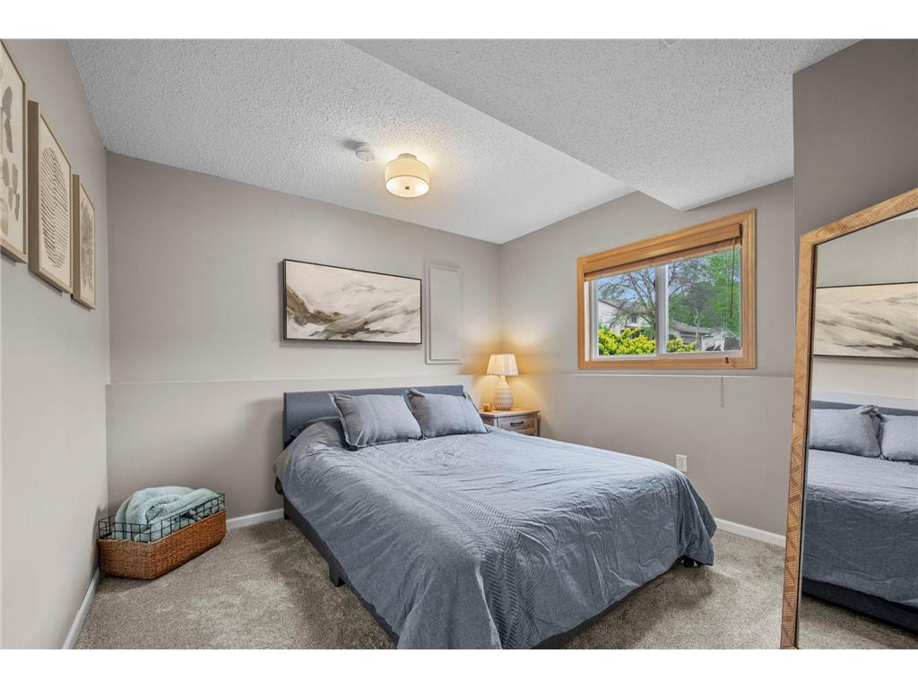 10517 Aquila Avenue S Bloomington MN 55438 6696255 image21