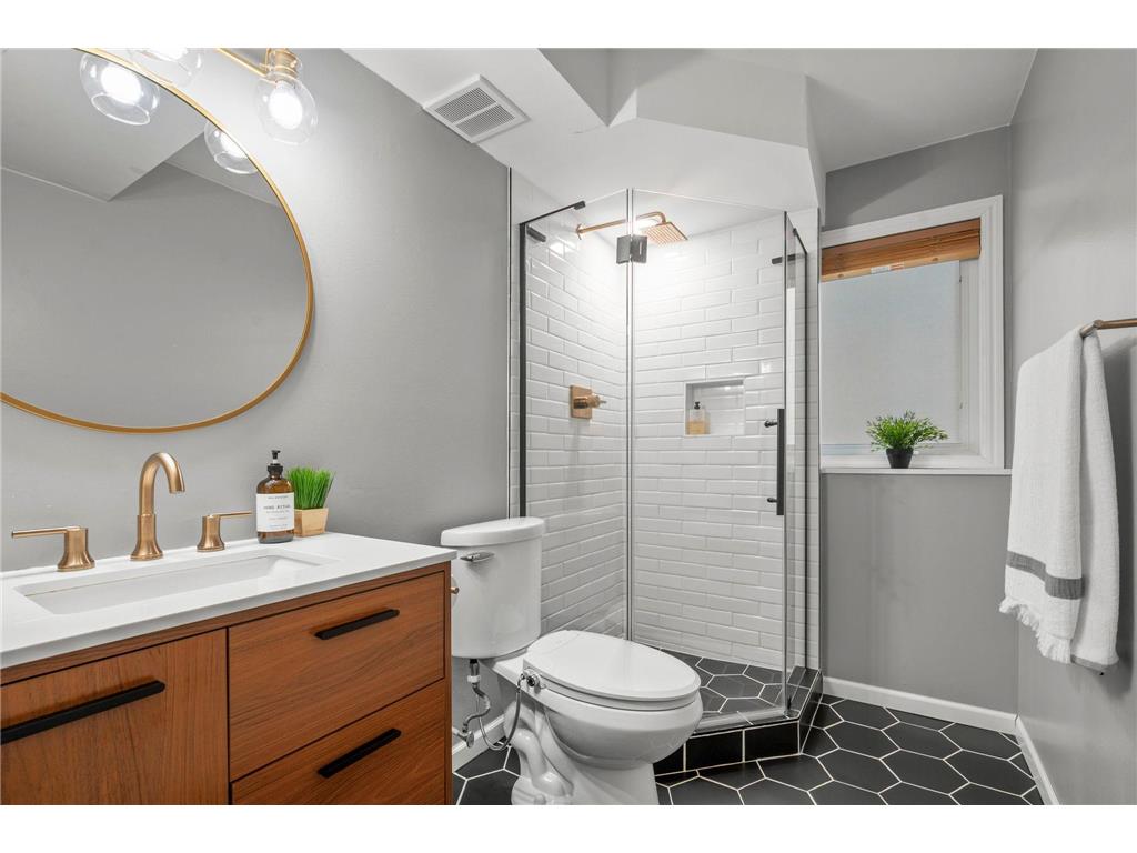 10517 Aquila Avenue S Bloomington MN 55438 6696255 image22