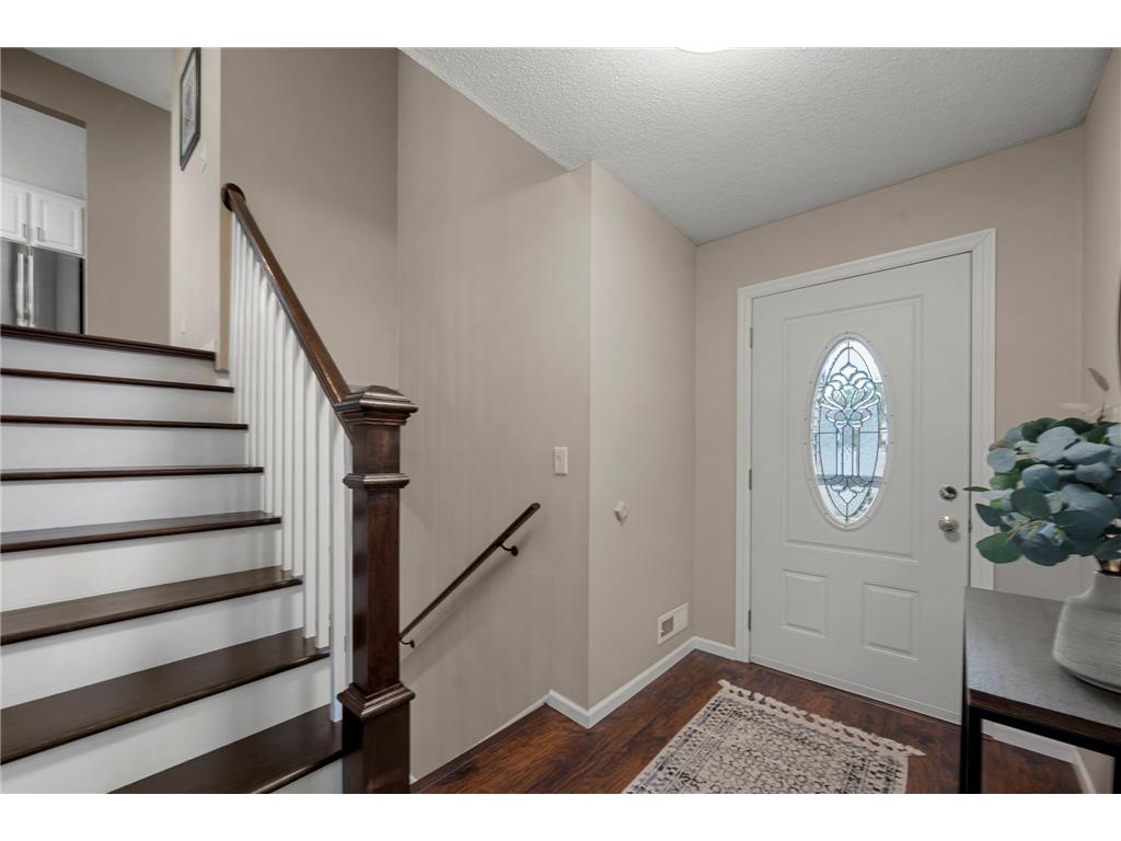 10517 Aquila Avenue S Bloomington MN 55438 6696255 image3