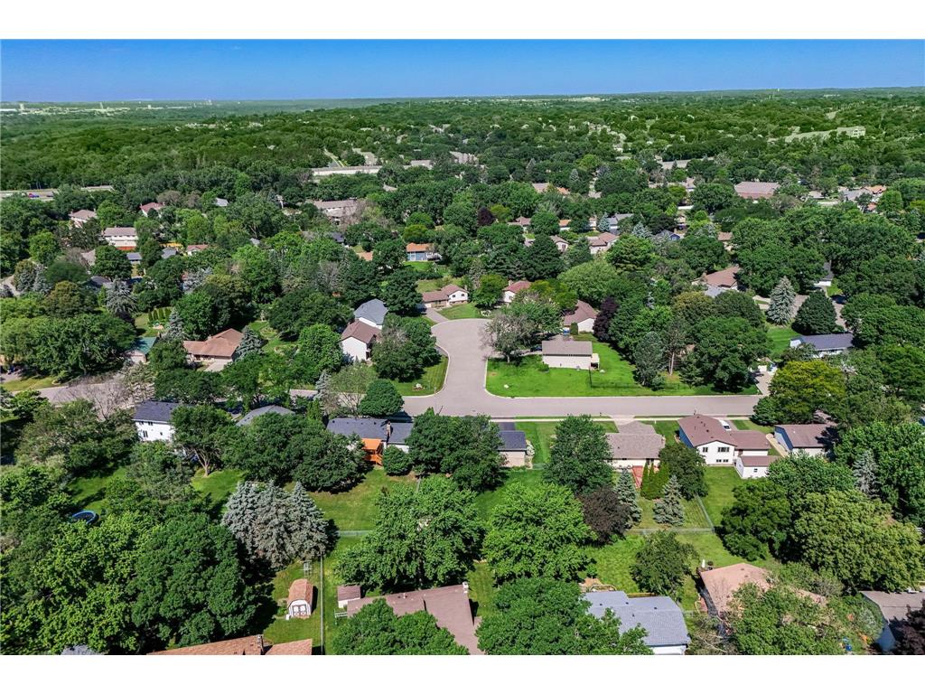10517 Aquila Avenue S Bloomington MN 55438 6696255 image34