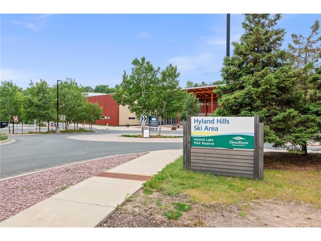 10517 Aquila Avenue S Bloomington MN 55438 6696255 image39
