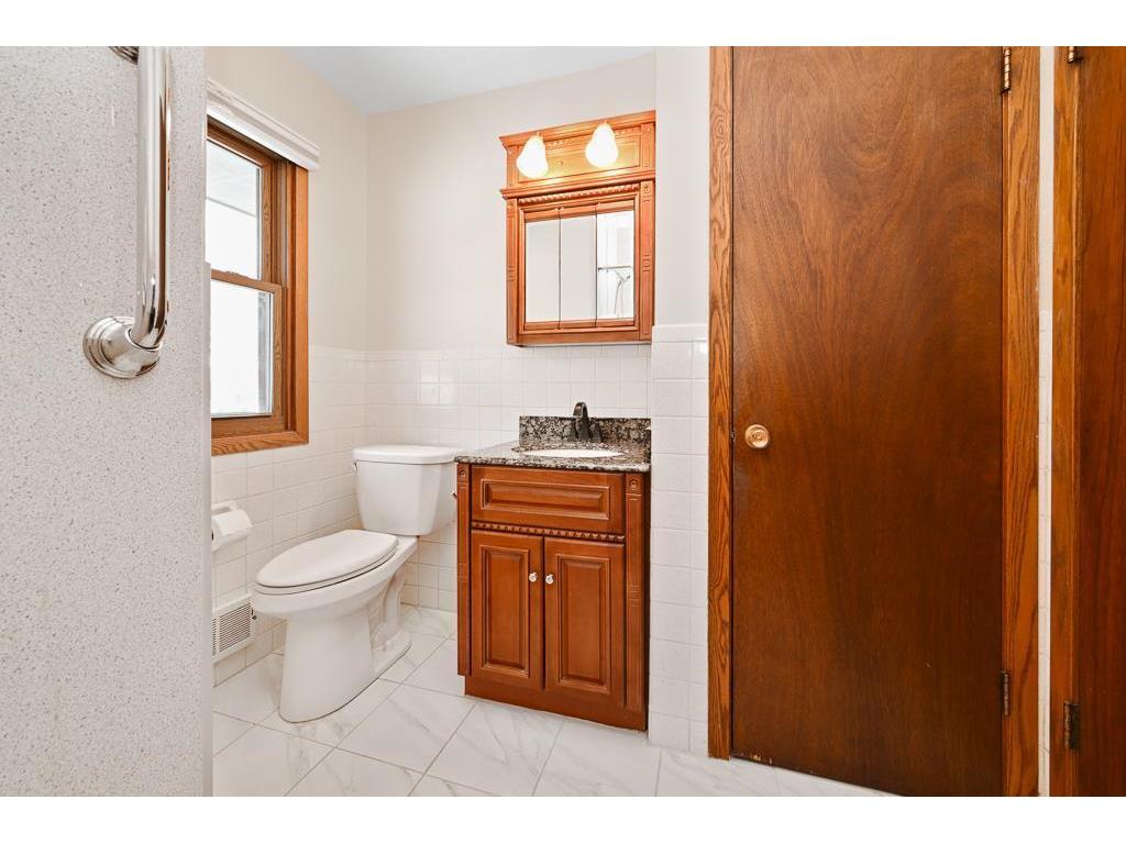 10517 Quebec Avenue N Brooklyn Park MN 55445 7007227 image8