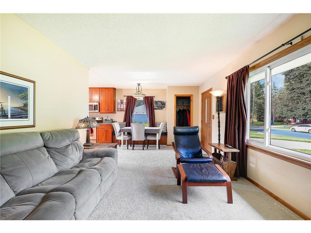 10519 Thomas Avenue S Bloomington MN 55431 7090064 image10