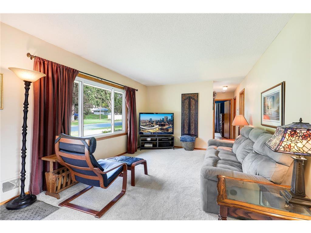 10519 Thomas Avenue S Bloomington MN 55431 7090064 image14