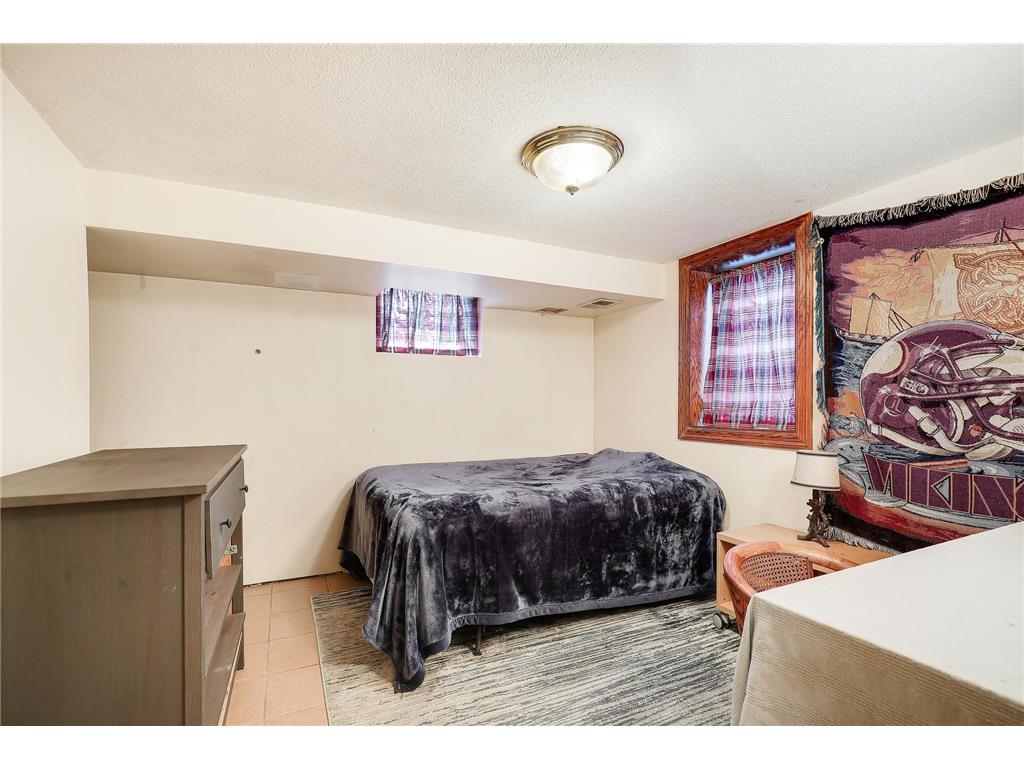 10519 Thomas Avenue S Bloomington MN 55431 7090064 image32