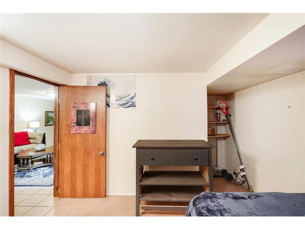 10519 Thomas Avenue S Bloomington MN 55431 7090064 image34