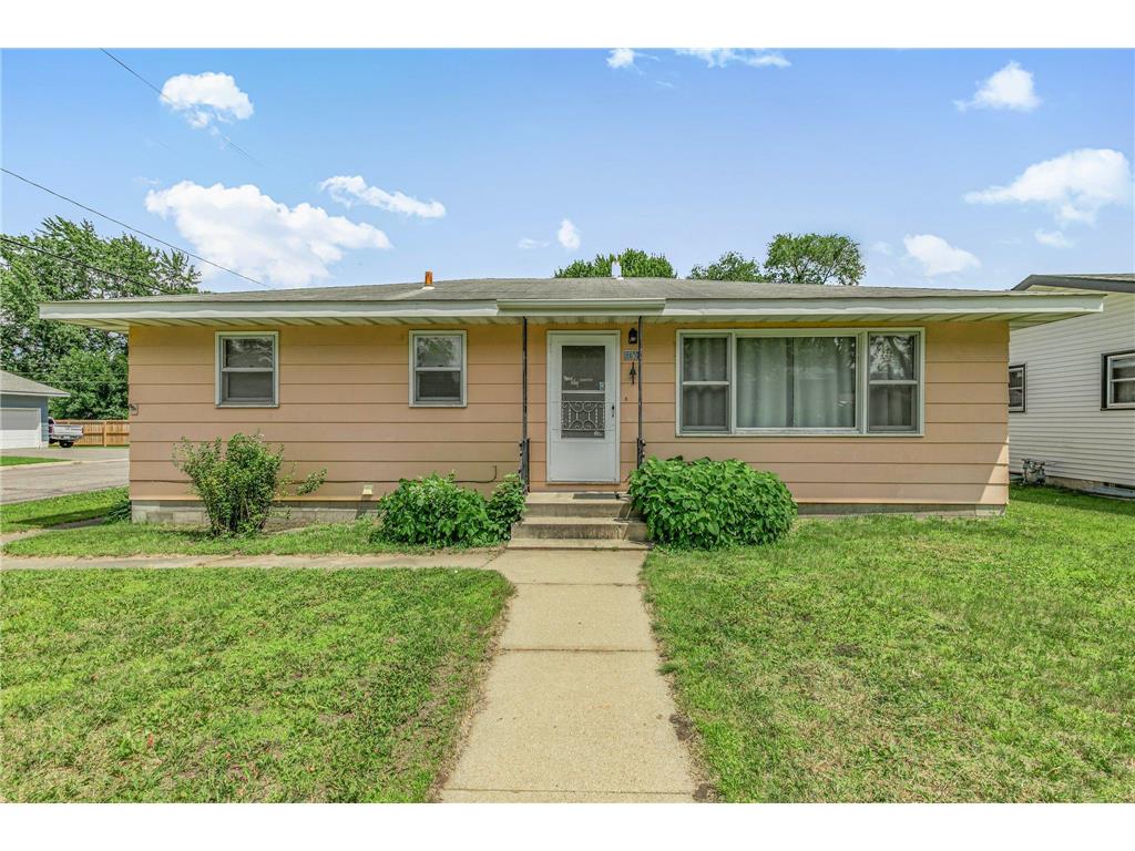 1052 36th Avenue N Saint Cloud MN 56303 6732031 image1