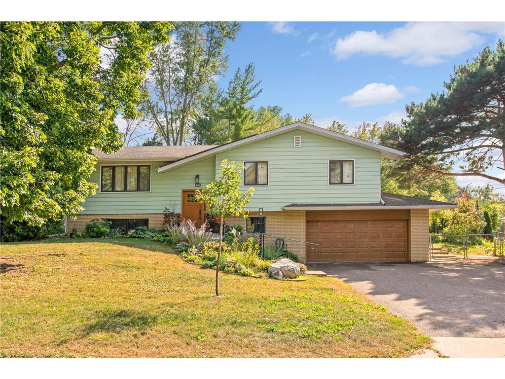1052 Cannon Avenue Shoreview MN 55126 6490594 image1
