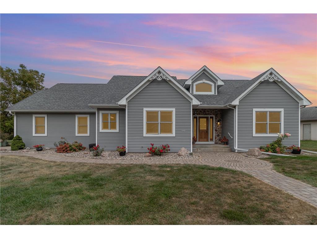 1052 Creekview Lane Belle Plaine MN 56011 6607838 image1