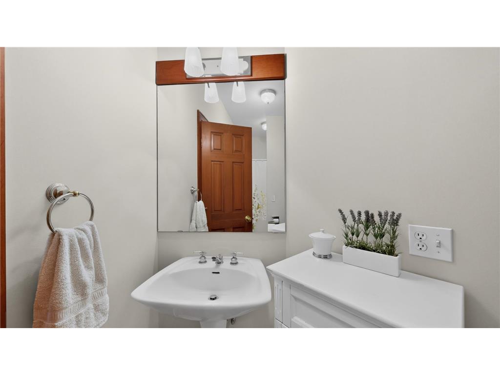 1052 Foxcroft Circle SW Rochester MN 55902 7072967 image24