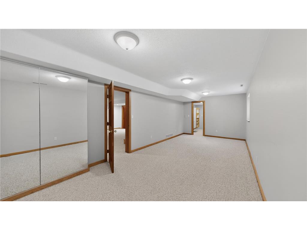 1052 Foxcroft Circle SW Rochester MN 55902 7072967 image40