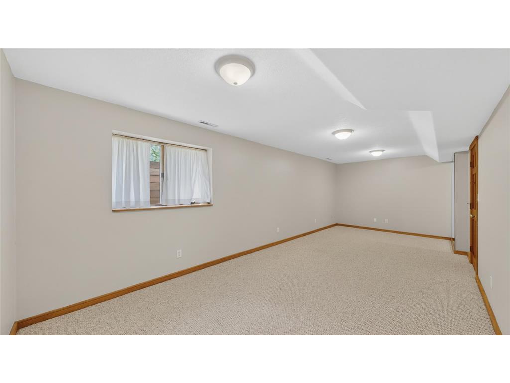 1052 Foxcroft Circle SW Rochester MN 55902 7072967 image41