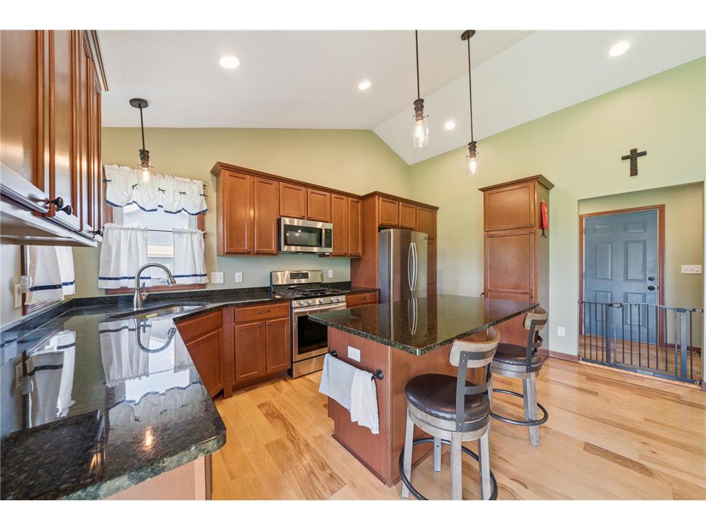 1052 Hidden Lane New Richmond WI 54017 6746751 image1