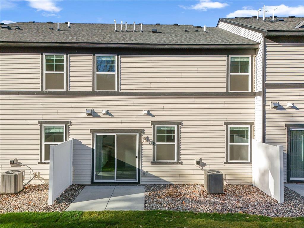 10520 Harbor Lane N Maple Grove MN 55369 6810021 image3