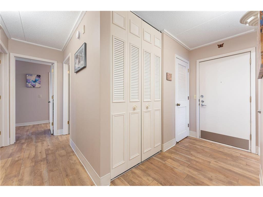 10521 Cedar Lake Road #501 Minnetonka MN 55305 7016033 image29