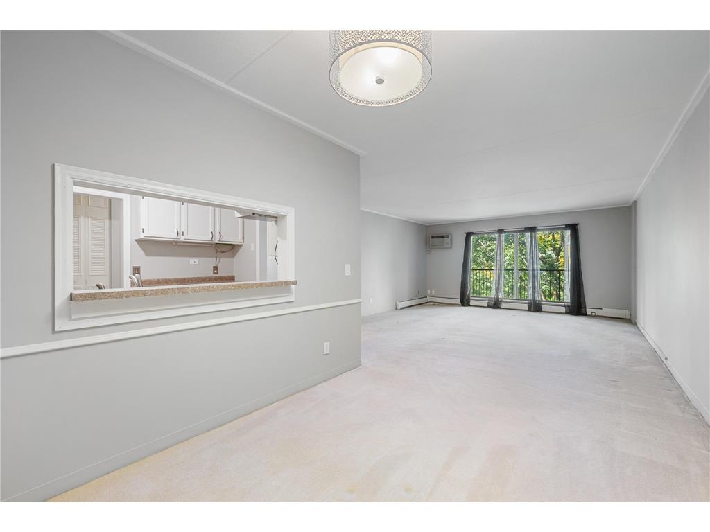 10521 Cedar Lake Road #518 Minnetonka MN 55305 6615117 image1