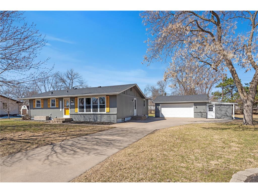10525 Rhode Island Avenue N Brooklyn Park MN 55445 6353111 image1