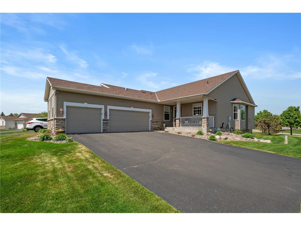 10526 Kingsway Lane Woodbury MN 55129 6712401 image1