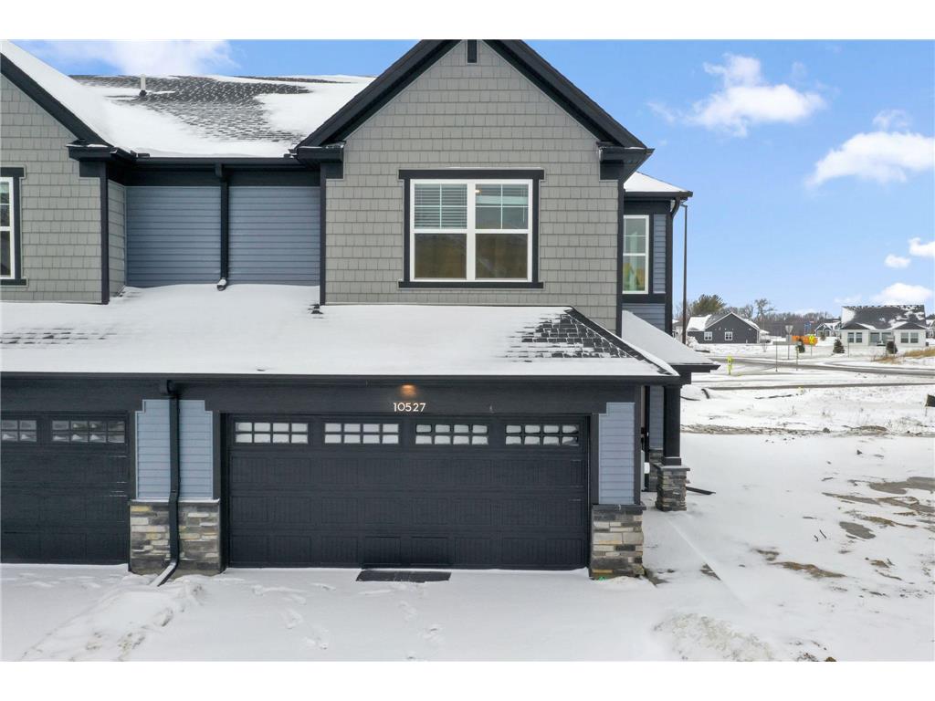 10527 Harbor Lane N Maple Grove MN 55369 7085117 image1