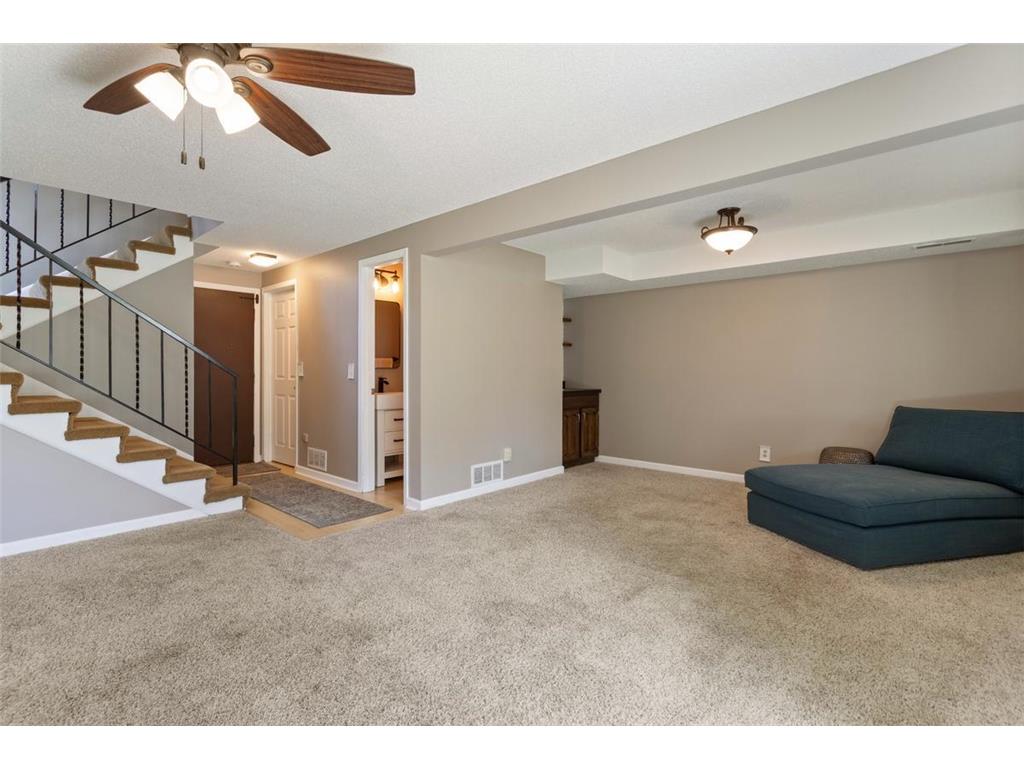 1053 Bridge Street Shoreview MN 55126 7098523 image19