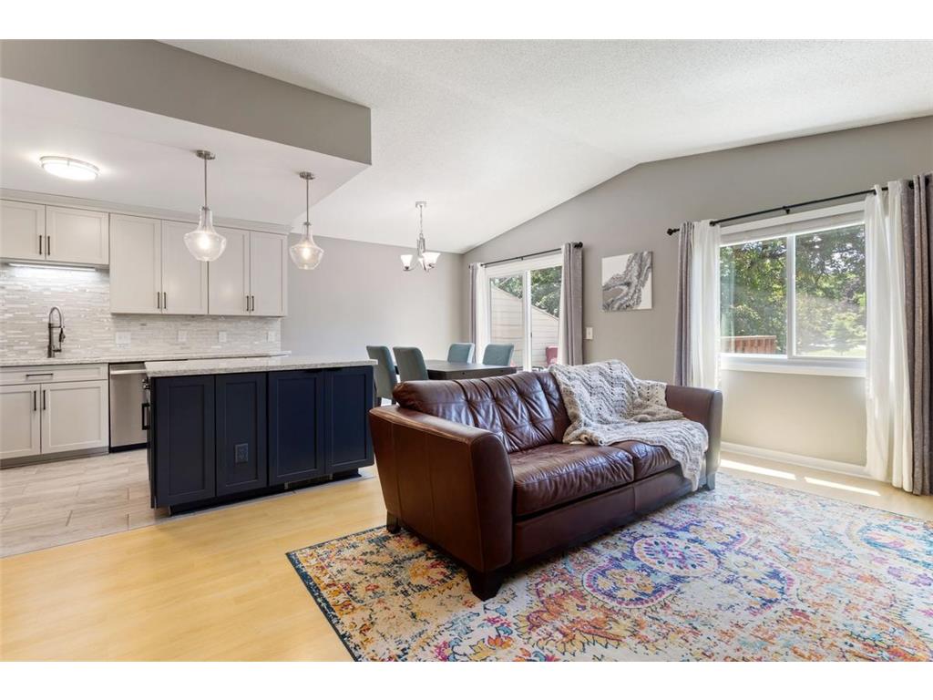1053 Bridge Street Shoreview MN 55126 7098523 image6