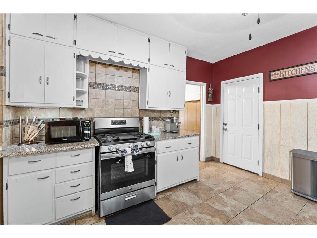 1053 Jessie Street Saint Paul MN 55130 7107390 image16