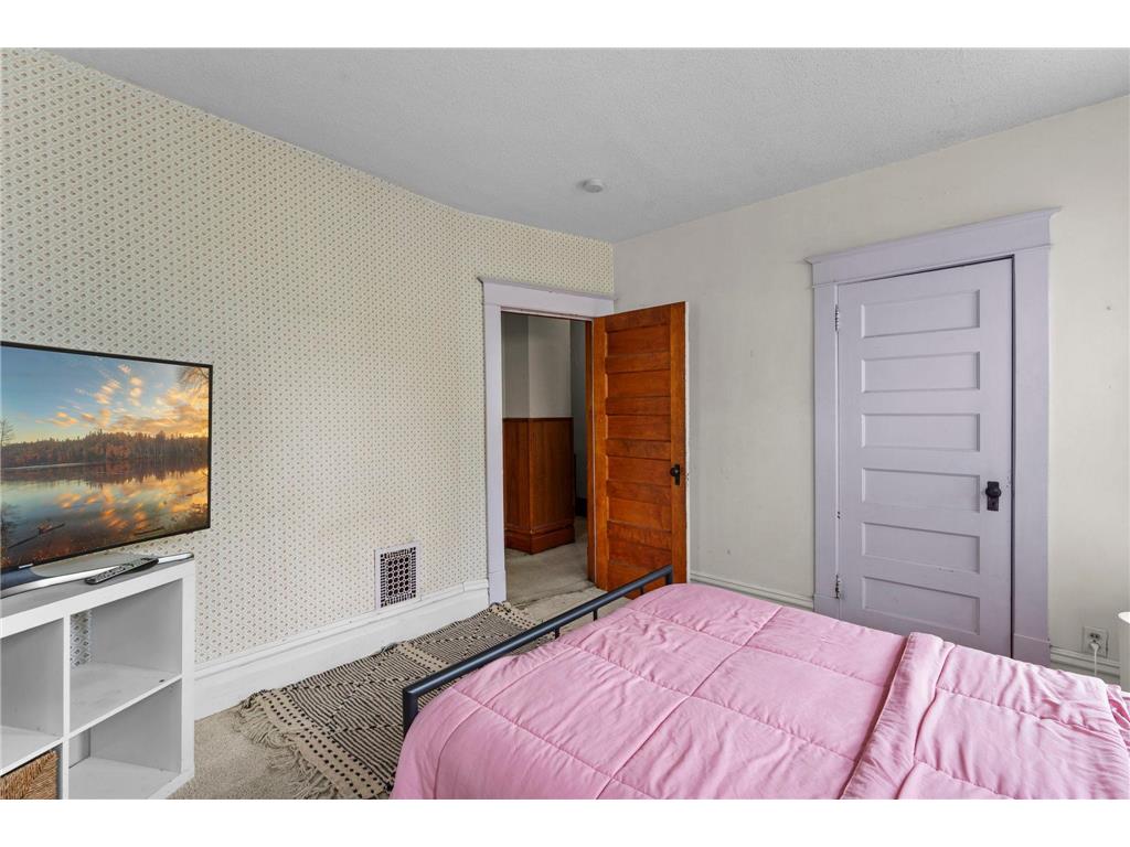 1053 Jessie Street Saint Paul MN 55130 7107390 image24