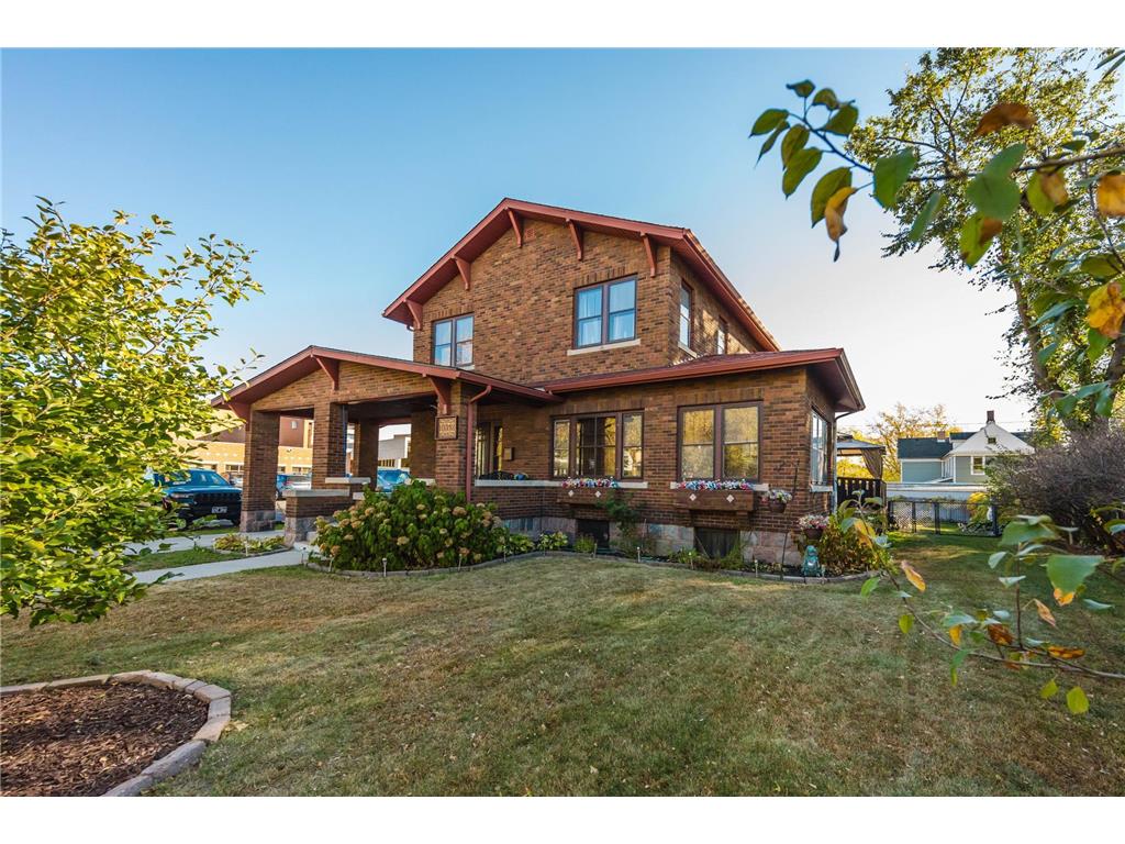 1053 Lake Avenue Detroit Lakes MN 56501 7045497 image1