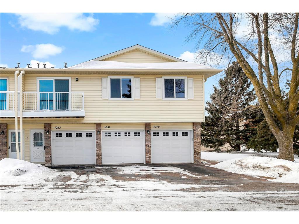 1053 Pond View Court Vadnais Heights MN 55127 7013483 image1