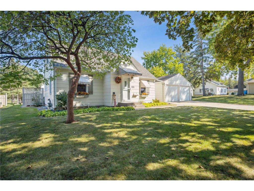 1053 Redwood Place Owatonna MN 55060 6437530 image1