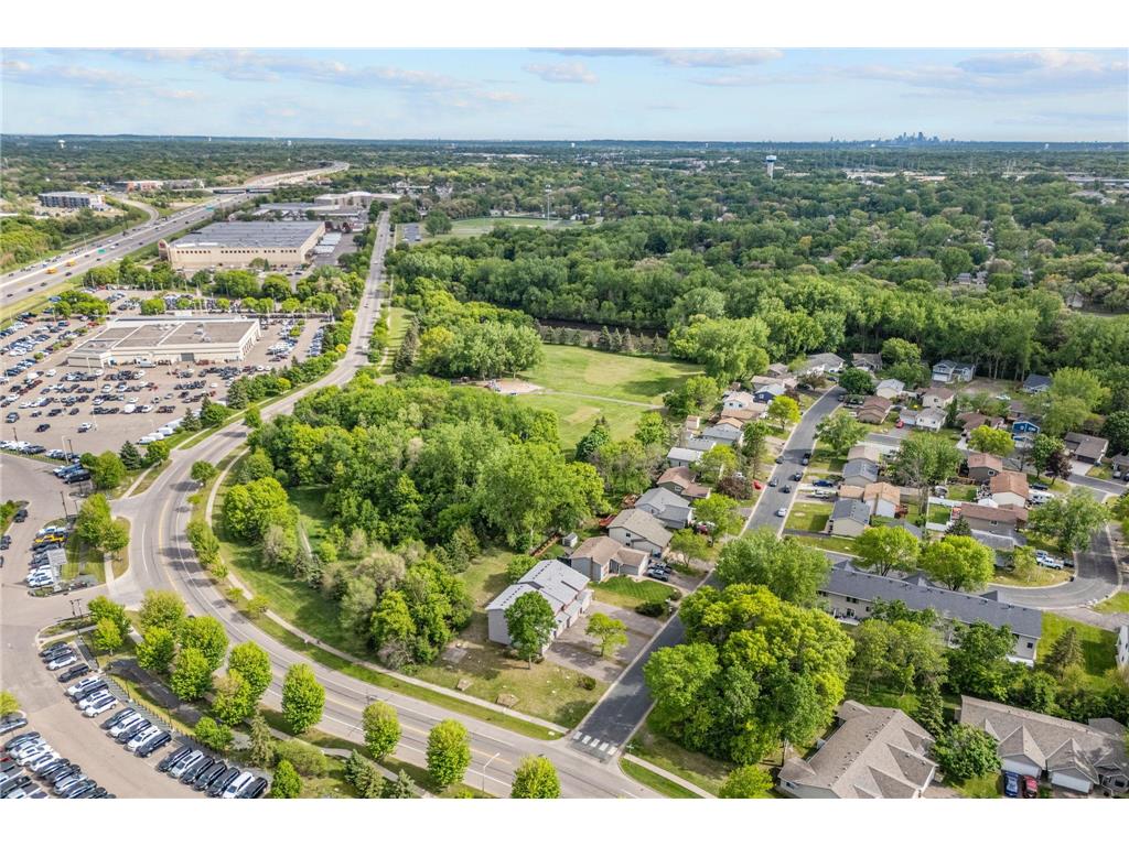 10531 10541 10551 & 105 Palm Street NW Coon Rapids MN 55433 7081144 image10