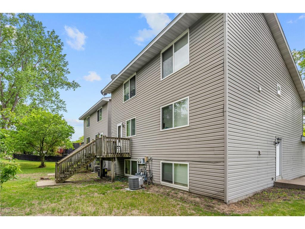 10531 10541 10551 & 105 Palm Street NW Coon Rapids MN 55433 7081144 image3