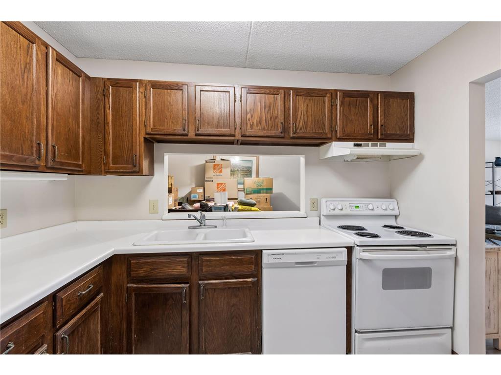 10531 Cedar Lake Road #212 Minnetonka MN 55305 7048953 image12