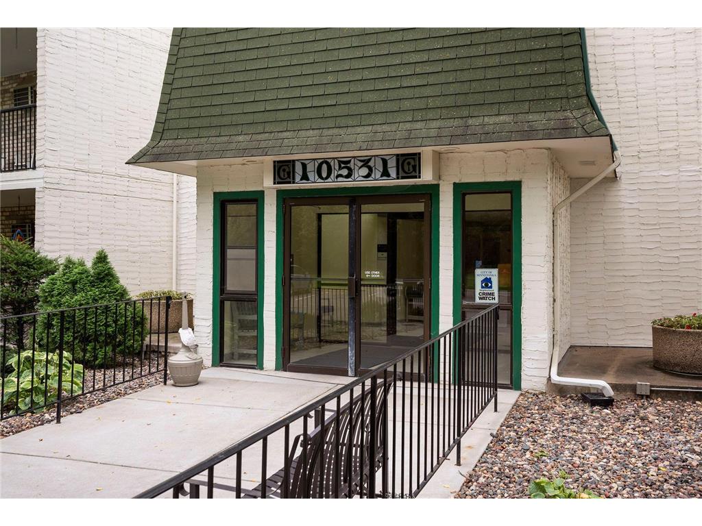 10531 Cedar Lake Road #212 Minnetonka MN 55305 7048953 image3