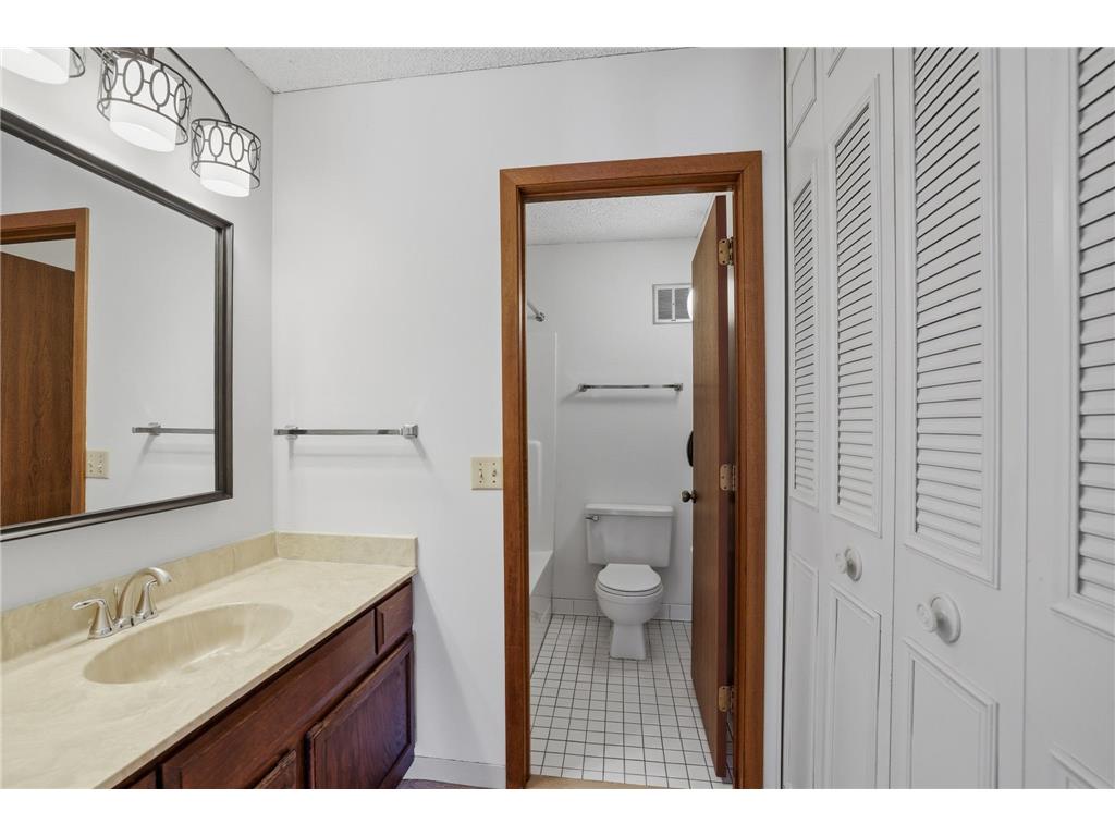 10531 Cedar Lake Road #312 Minnetonka MN 55305 7020145 image14