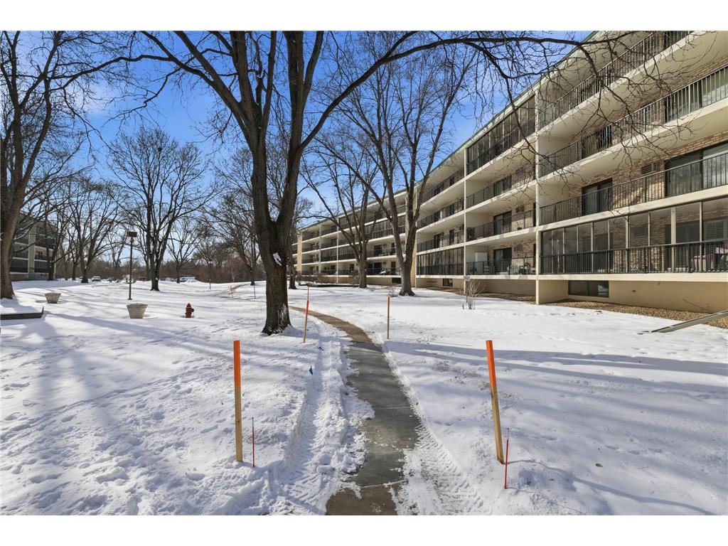 10531 Cedar Lake Road #312 Minnetonka MN 55305 7020145 image9