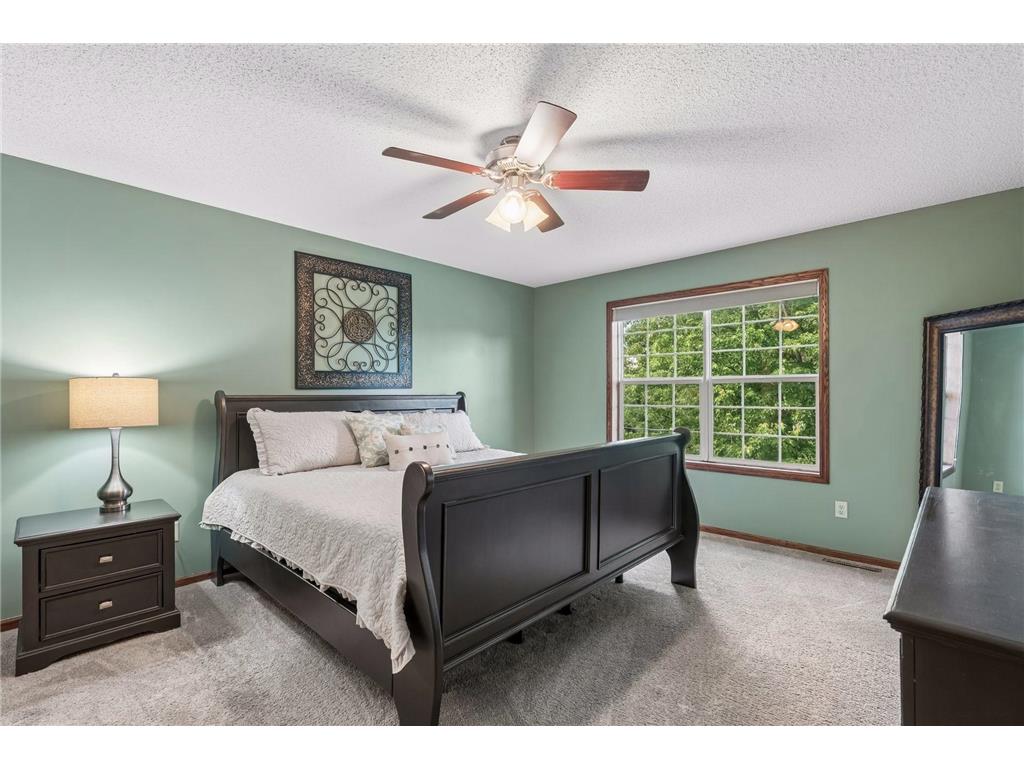 10531 Golden Eagle Trail Woodbury MN 55129 7092583 image24