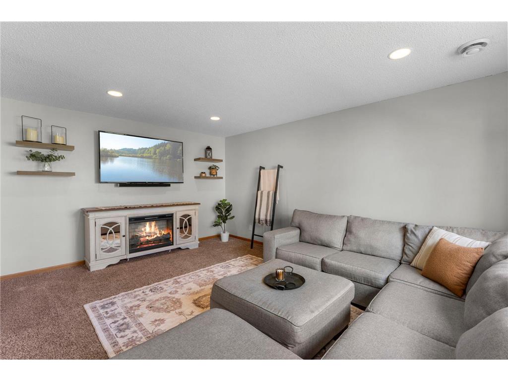 10534 64th Lane NE Albertville MN 55301 7058510 image2