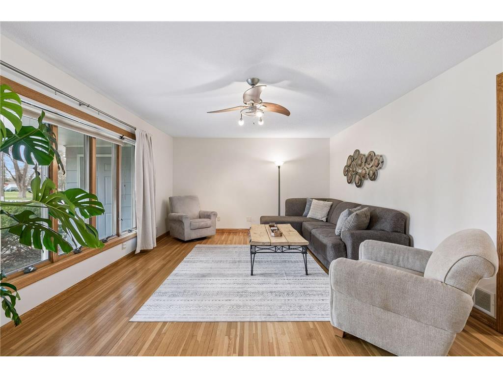 10535 Mississippi Boulevard NW Coon Rapids MN 55433 7049754 image2