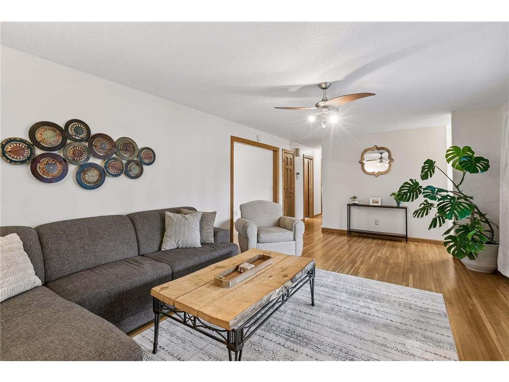 10535 Mississippi Boulevard NW Coon Rapids MN 55433 7049754 image3