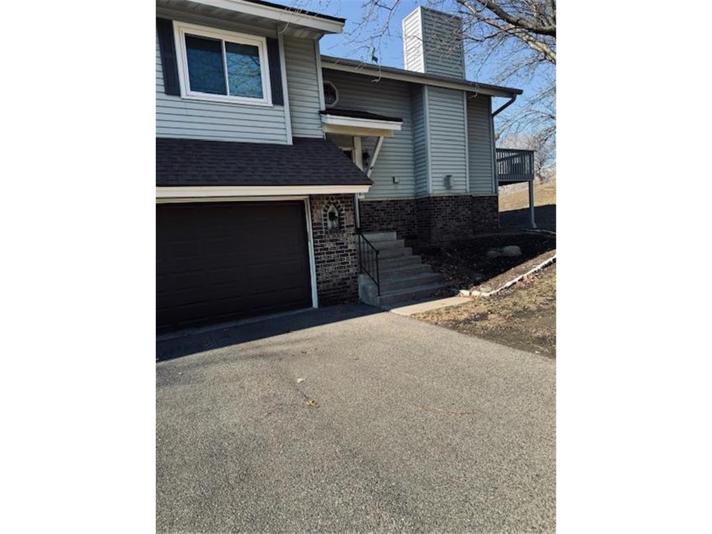 1054 Aston Circle Burnsville MN 55337 6488801 image1