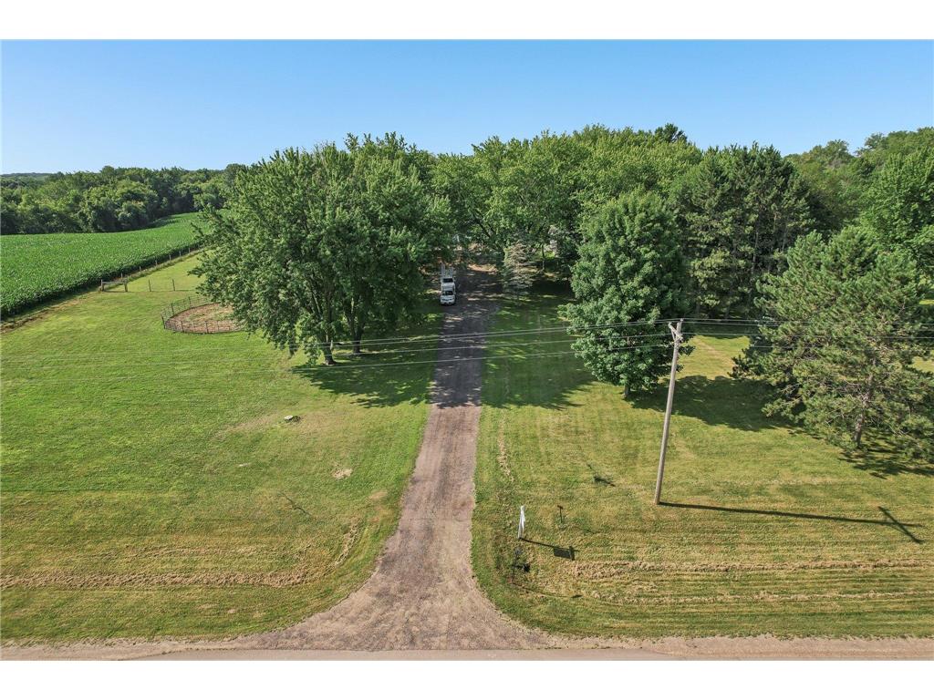 1054 County Road 6 NE Cambridge Twp MN 55080 7115081 image17